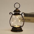 Pikkukuva 1 / 8: Camping Lantern Yövalot PRONSSIKULLAA PRONSSIKULLAA Bronze Gold