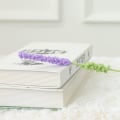 Miniatyrbillede 8 af 10: Håndstrikket lavendelblomst Lavendelflettet blomst MØRK LILLA Dark Purple