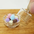 Miniatyrbillede 10 af 10: Dukkehus Dessertstativ Dim Sum Fad DIM SUM FAD DIM SUM FAD dim sum dish
