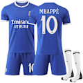 Pikkukuva 1 / 2: Real Madrid vierasjalkapallopaita-setti 2025-2026 sukilla nro 10 Mbappe 20
