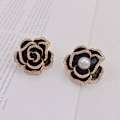 Pikkukuva 6 / 10: Camellia rintakoru Camellia Pin STYLE 3 STYLE 3 Style 3