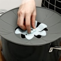 Miniatyrbild 7 av 8: Multifunktionell silikonlock Spillstoppare Anti Overflow gul 26CM