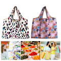 Miniatyrbilde 7 av 10: Sammenleggbar handleveske Pouch Tote Pouch C C C