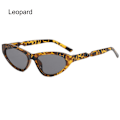 Pikkukuva 1 / 10: Soikeat aurinkolasit Cat Eye aurinkolasit LEOPARD LEOPARD Leopard
