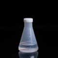Pikkukuva 7 / 7: Muovinen Erlenmeyer-kolvi, leveäsuuinen erlenmeyerpullo kolmio