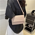Miniatyrbillede 10 af 10: Crossbody taske Firkantet taske SORT black
