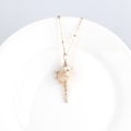 Pikkukuva 9 / 10: Boho Conch Shell Kaulakoru Natural Seashell Riipukset 3 3 3