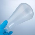 Pikkukuva 3 / 7: Muovinen Erlenmeyer-kolvi, leveäsuuinen erlenmeyerpullo kolmio