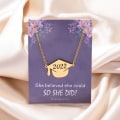 Miniatyrbild 6 av 11: Kandidatehatt Halsband Examenspresent GULD gold