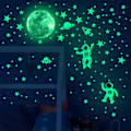 Miniatyrbillede 3 af 5: Glow in The Dark Stars Stjernedekorationer til soveværelsesvæg