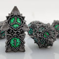 Pikkukuva 9 / 10: 7kpl/ Set Metal Dice Set Nopat PUNAINEN red