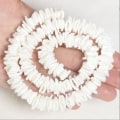 Miniatyrbilde 3 av 5: 2 tråder Ca 380stk Uregelmessige perler Firkantede perler Naturlig
