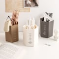 Miniatyrbilde 10 av 10: Penneholdere Pennstativ C C C