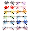 Pikkukuva 7 / 10: Lepakon muotoiset aurinkolasit Goth Glasses VAALEAPUPULAINEN VAALEAPUPULAINEN Light Purple