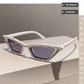 Pikkukuva 5 / 10: Cat Eye Aurinkolasit Glitter Aurinkolasit CLEAR RED CLEAR RED Clear Red