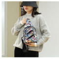 Miniatyrbillede 8 af 10: Crossbody-tasker Brysttaske C C C