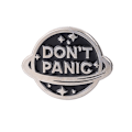 Miniatyrbilde 1 av 10: 4 stk Don't Panic Brosjer Emaljepinner 01 01 01