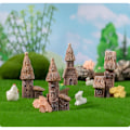 Pikkukuva 3 / 10: House Figurines Olkikattoinen mökki TYYPPI A TYYPPI A Type A