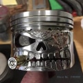 Miniatyrbild 3 av 10: Carving Piston Skull Face Statue C C C