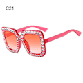 Pikkukuva 1 / 10: Crystal Suuret aurinkolasit Diamond aurinkolasit C21 C21 C21
