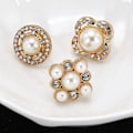 Miniatyrbillede 8 af 10: Brocher Pins Rhinestone Button 18MMC C 18MMC