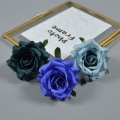Miniatyrbild 7 av 10: 10st Konstgjorda Rosor Fake Rosor MÖRKBLÅ dark blue