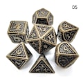 Pikkukuva 1 / 10: 7 kpl / set DND metallinoppaa monitahoinen noppa 05 05 05