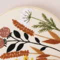 Miniatyrbillede 10 af 10: Blomsterbroderisæt Korssting C C C