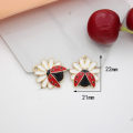 Miniatyrbilde 4 av 4: Ladybug Emalje Charms Beetle Charm Emalje Ladybug Flower