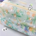Pikkukuva 3 / 9: Flowers Case Läpinäkyvä case 02 02 02