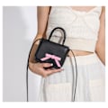 Miniatyrbillede 8 af 10: Mini Square Bag Skuldertasker SORT Black