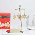 Pikkukuva 1 / 10: Karuselli Kynttilänpyöri Kynttiläpuikkotelineen alusta GOLD SNOWFLAKE Gold Snowflake 1