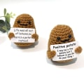 Miniatyrbild 9 av 10: Rolig positiv potatisstickad potatisdocka 10 10 10
