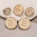 Miniatyrbilde 10 av 10: 20 stk Metall Bokstav B-knapper Skjorteknapper GULL 20MM20STK 20STK gold 20MM20pcs-20pcs