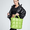 Pikkukuva 10 / 10: Naisten käsilaukut Suuri puffer-kangaskassi LIME VIHREÄ Lime Green