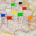 Miniatyrbillede 3 af 4: Push Pins Thumb Tacks Flag Map