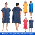 Pikkukuva 7 / 8: Unisex hupullinen pyyhe Poncho MUSTA Black