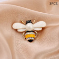 Miniatyrbilde 1 av 10: 3 stk Pearl Bee Corsage Krystallbrosje D D D