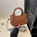 Miniatyrbild 10 av 10: Axelväska Messenger Bag BRUN brown
