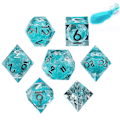 Pikkukuva 1 / 8: Nestemäiset nestenopat Monitahoiset nopat VAALEENSININEN Light Blue