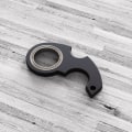 Miniatyrbilde 6 av 10: Metall Roterende leketøy Ryggsekkspenne SVART SVART Black