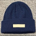 Pikkukuva 3 / 9: Neulotut pipot Villahattu NAVY Navy