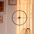 Miniatyrbild 3 av 6: Dekory Väggklocka Enkel minimalistisk design 35 cm