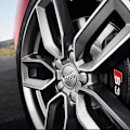 Pikkukuva 4 / 5: 4 kpl - Audi Keskikupit / Pyörännavan Embleemi - B 240 Silver 70 mm / 135 mm