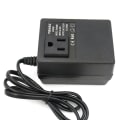 Pikkukuva 4 / 5: Jännitteenmuuntaja 220V - 110V AC