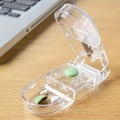 Miniatyrbilde 3 av 4: 1 stk pillekutter tablettdeler splitter med holder, gjennomsiktig og 7 dagers pilleboks vesentlig arrangør for reise utendørs tilbehør