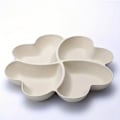 Miniatyrbilde 1 av 5: 1 stk, hjerteformet serveringsbrett, gjenbrukbar plastmatbrett med 4 rom, for stue sofabord beige hvetestrå