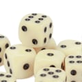 Pikkukuva 3 / 5: 30 kpl Nopan Sarja 16MM Muoviset 6-sivuiset Pyöristetyt Kulmat Nopat Kuutiot Pöytäpeleihin Lautapeleihin Beige