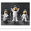 Pikkukuva 5 / 5: 4 kpl Astronaut-hahmoja, Ulkoavaruuskakku Koristeet Miniatyyri Astronaut Lelut (tähti)