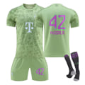 Miniatyrbillede 1 af 4: 2324 Bayern øl version trøje dragt sportstræning holduniform gruppe køb herre- og damefodbolduniform NO.42 XS